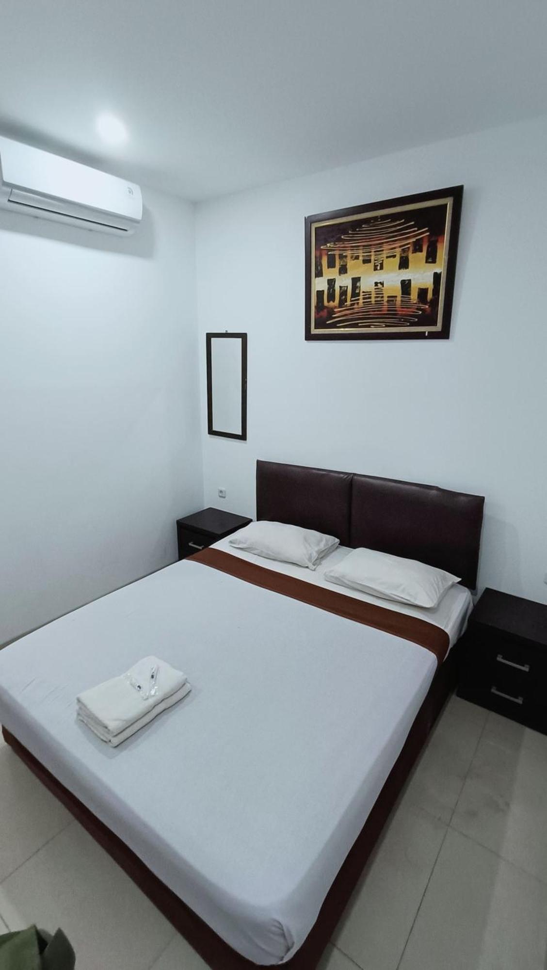 VI Hotel Bandung Buitenkant foto