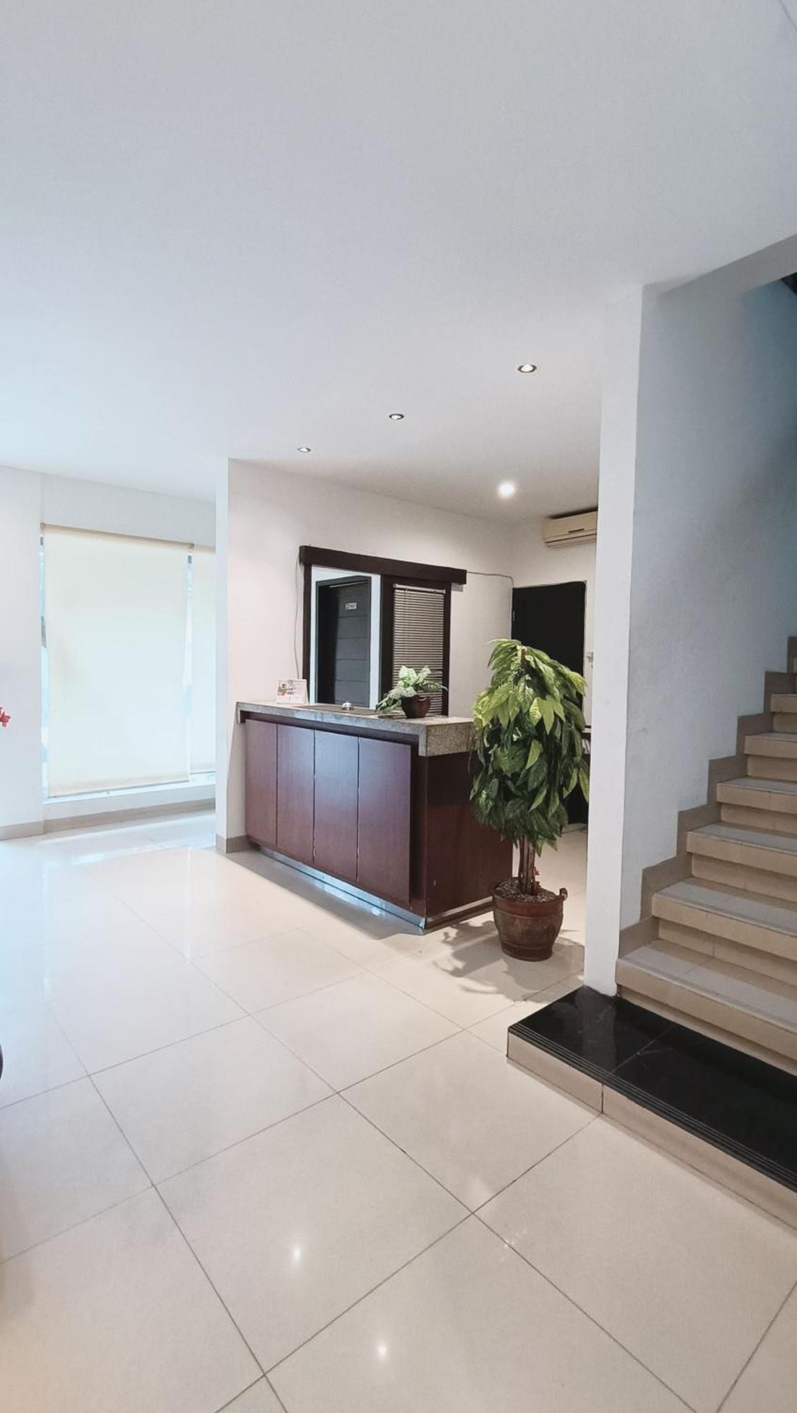 VI Hotel Bandung Buitenkant foto