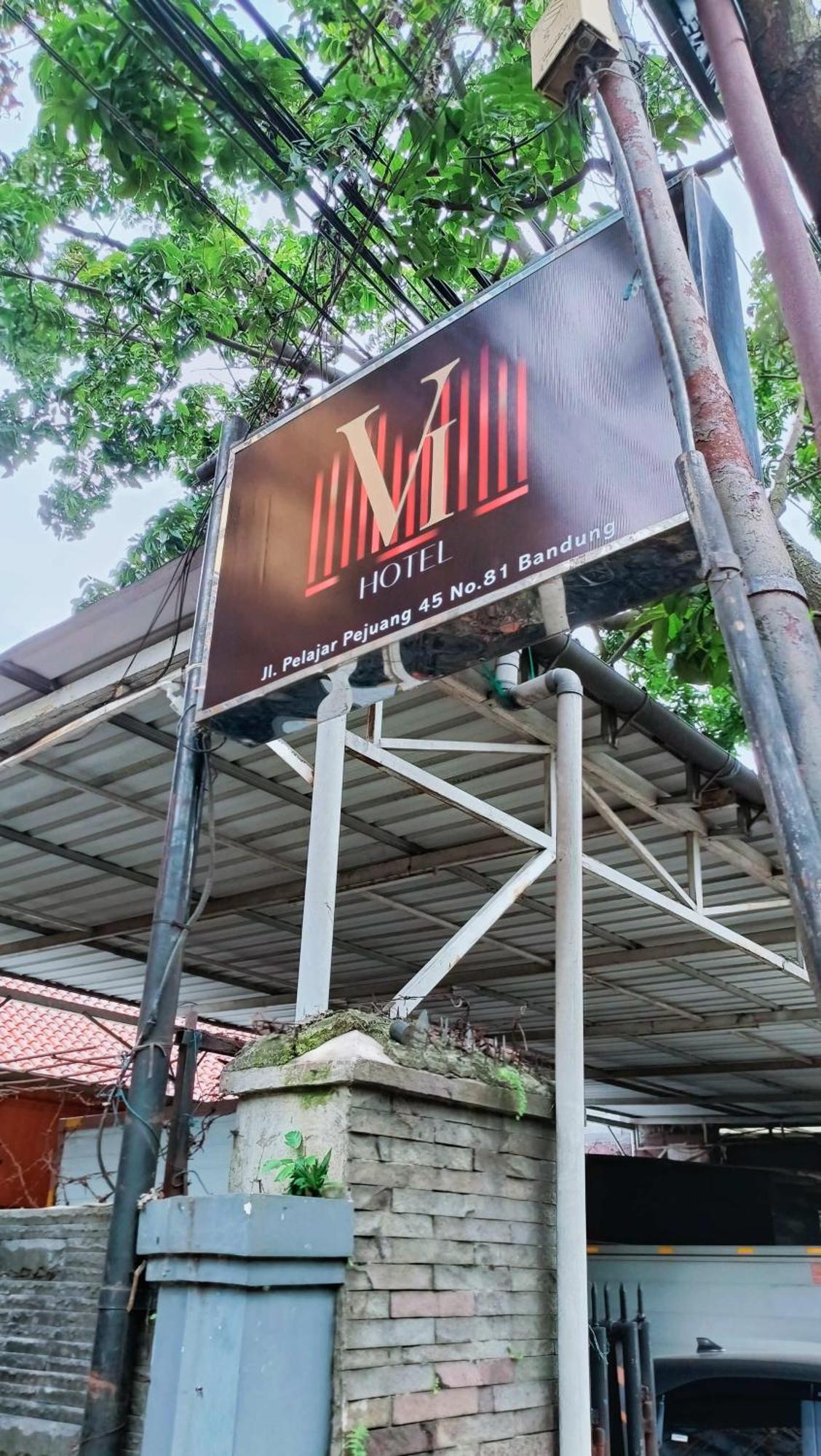 VI Hotel Bandung Buitenkant foto